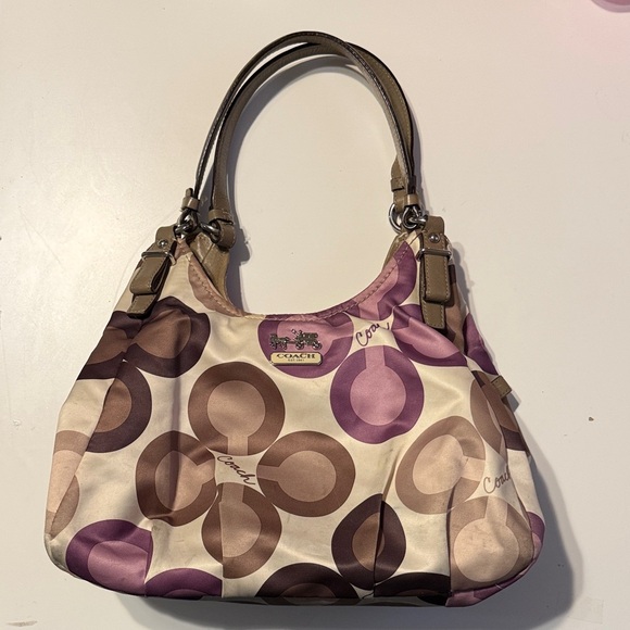 Sold - Picture 2 of 16